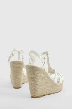 Wedges*boohoo Strappy Front Patent Wedges white