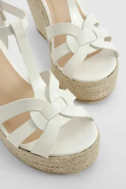 Wedges*boohoo Strappy Front Patent Wedges white