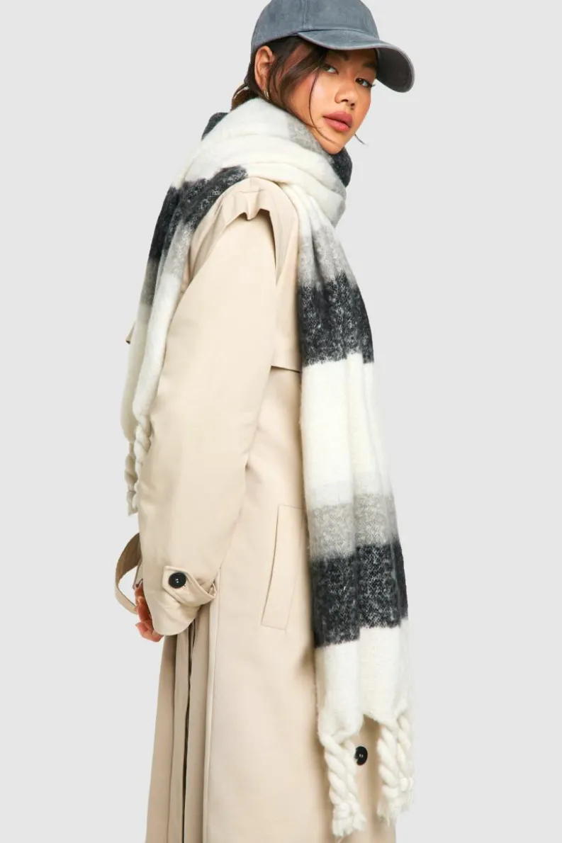 Hats & Gloves|Hats & Gloves*boohoo Striped Chunky Twisted Tassel Scarf white