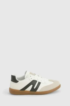 Trainers*boohoo Striped Gum Sole Trainers black
