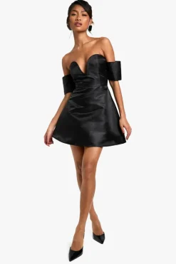 Skater Dresses|Mini Dresses*boohoo Taffeta Sweetheart Skater Dress black