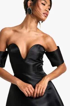 Skater Dresses|Mini Dresses*boohoo Taffeta Sweetheart Skater Dress black