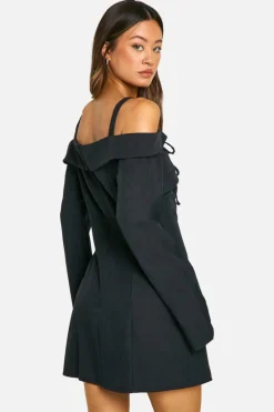 Bodycon Dresses|Mini Dresses*boohoo Tall Bardot Cut Out Tailored Mini Dress black