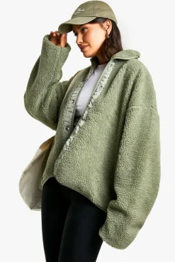 Up To 80% Off Winter Warmers|Bomber Jackets*boohoo Tall Boxy Teddy Jacket sage
