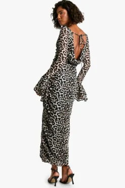 Smock Dresses*boohoo Tall Leopard Chiffon Ruffle Midaxi Dress brown