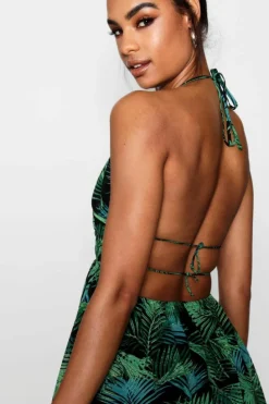 Smock Dresses*boohoo Tall Plunge Front Palm Print Maxi Dress leaf green