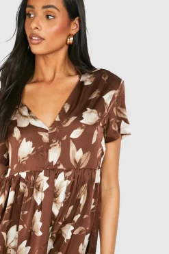 Smock Dresses*boohoo Tall Satin Floral V Neck Smock Dress chocolate