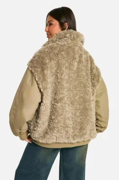 Up To 80% Off Winter Warmers|Bomber Jackets*boohoo Teddy Fur Oversized Bomber Jacket sage