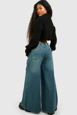 Up To 80% Off Winter Warmers*boohoo The Petite Super Wide Leg Jean vintage wash