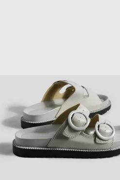 Flats|Sandals*boohoo Tonal Buckle Footbed Slider taupe