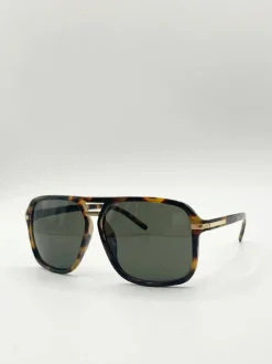 Sunglasses*SVNX Tortoiseshell Navigator Sunglasses with Green Lenses Brown