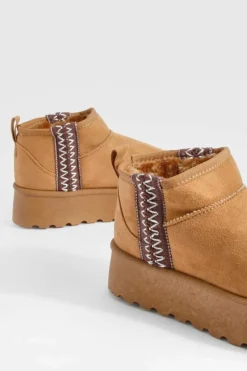 Cosy Boots|All Boots*boohoo Ultra Mini Embroidered Platform Cosy Boots chestnut