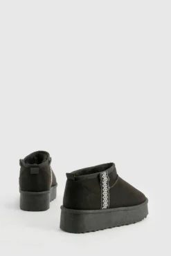 Cosy Boots*boohoo Ultra Mini Embroidered Platform Cosy Boots black