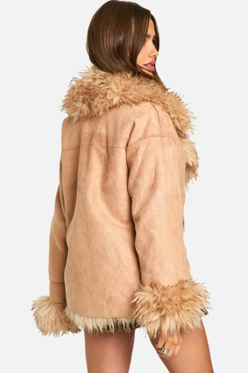 Up To 80% Off Winter Warmers|Aviator Jackets*boohoo Vintage Look Faux Fur Aviator nude pink