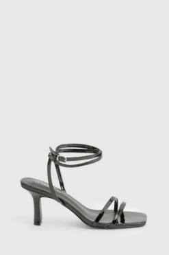 Sandals|Heels*boohoo Vinyl Double Strap Flat Heel Sandals black