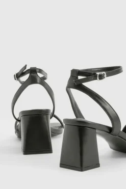 Heels*boohoo Wide Fit Asymmetric 2 Part Block Heels black
