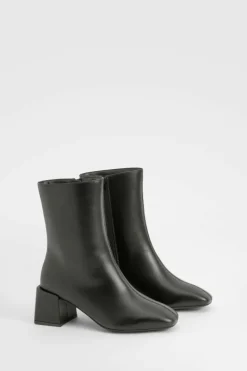 Heels|Heeled Boots*boohoo Wide Fit Basic Low Block Heel Shoe Boot black