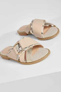 Sandals*boohoo Wide Fit Buckle Detail Mule beige