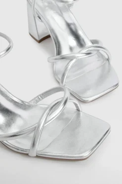 Heels*boohoo Wide Fit Cross Strap Mid Block Heel Sandals silver