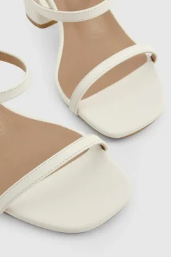 Heels*boohoo Wide Fit Elasticated 2 Part Block Heels white