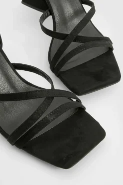 Heels*boohoo Wide Fit Flared Heel Crossover Sandals black