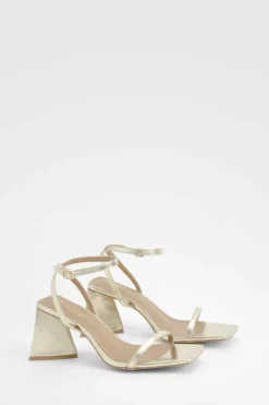 Heels*boohoo Wide Fit Metallic Flared Heel Barely There Sandals gold