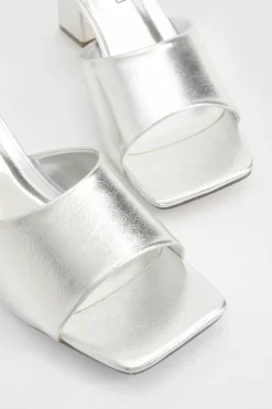 Heels*boohoo Wide Fit Metallic Low Block Heeled Mule silver