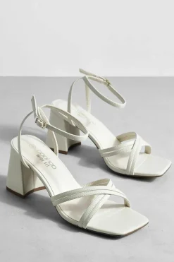 Heels*boohoo Wide Fit Mid Block Crossover 2 Part Heels cream