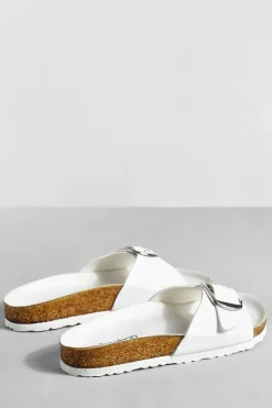 Sandals*boohoo Wide Fit Oversized Buckle Footbed Sliders white
