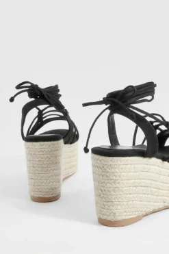 Wedges|Heels*boohoo Wide Fit Strappy Caged Chunky Wedges black
